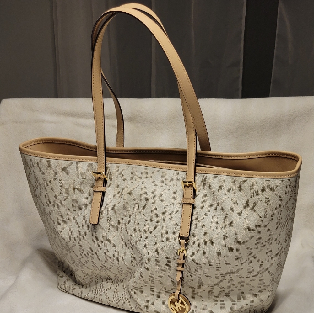 Michael Kors tote